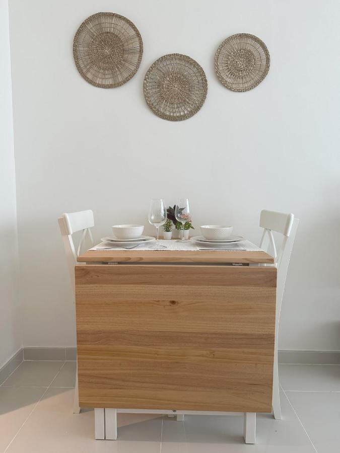 Tranquil Studio In Damac Hills Dubai Bagian luar foto